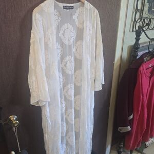 By Together White Sheer Lace Maxi Kimono